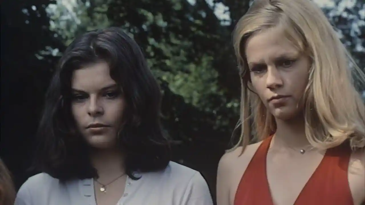 Campus Pussycats (1973)